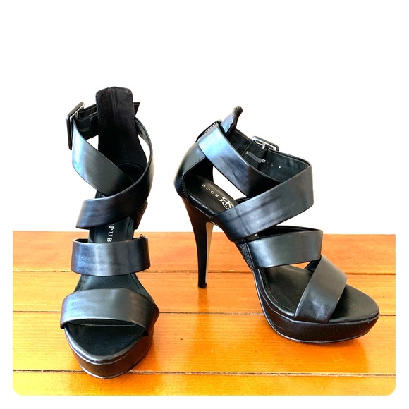 Rock & Republic Shoes - 🎉HP🎉Rock & Republic Black Strappy Heels Size 6.5